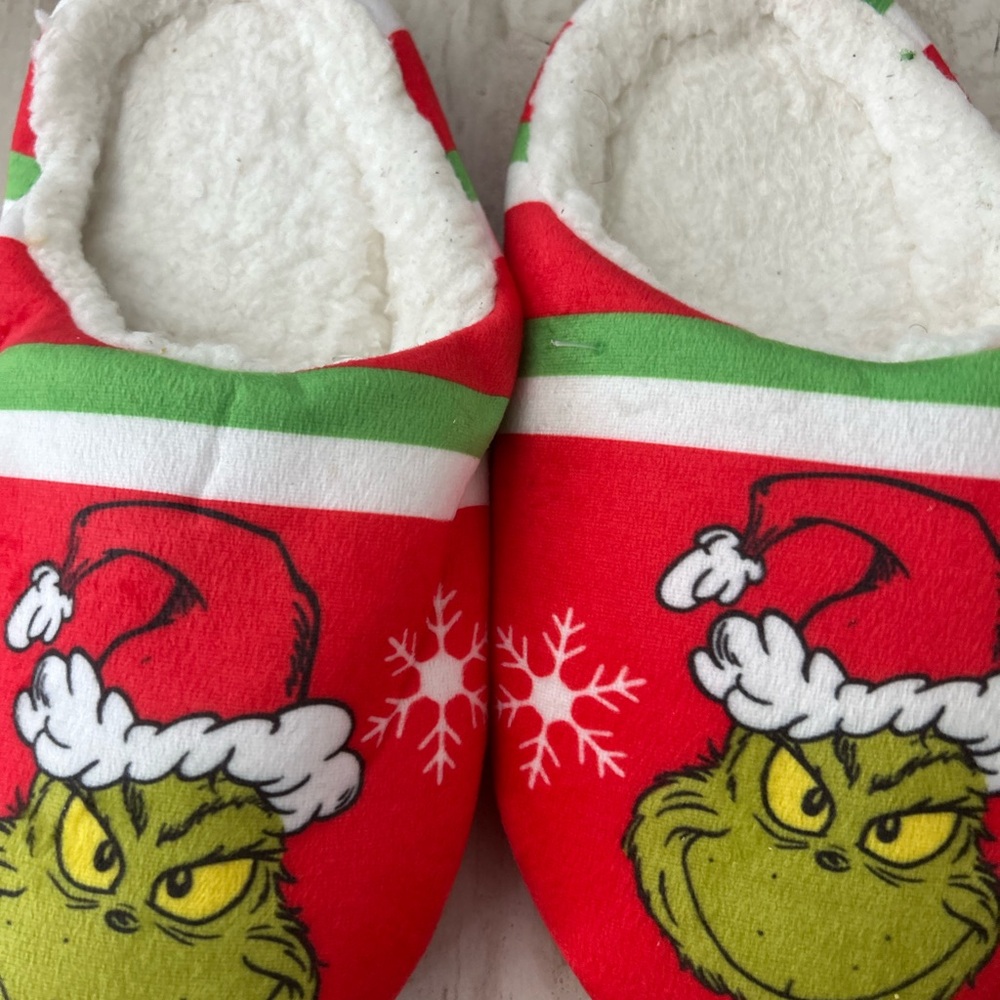Women’s Grinch Christmas Slippers